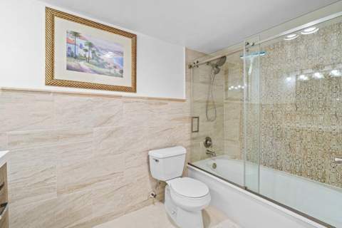 5771 Fairway Park Court #103, Boynton Beach FL - photo 21 of 31