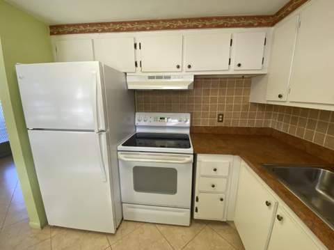 95 Cambridge #95, West Palm Beach FL - photo 14 of 40