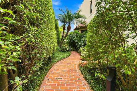 245 Brazilian Avenue, Palm Beach FL - photo 15 of 25