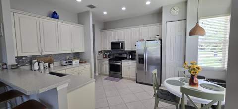 195 NW Willow Grove Avenue, Port St. Lucie FL - photo 12 of 23