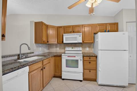 18773 Argosy Drive, Boca Raton FL - photo 13 of 36