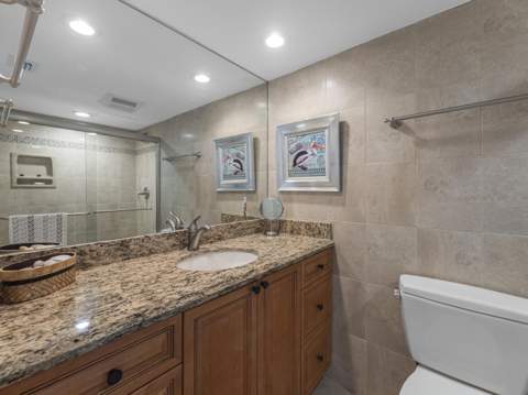 5420 N Ocean Drive #502, Riviera Beach FL - photo 13 of 17