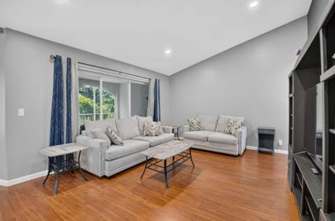 815 W Boynton Beach Boulevard #15-202, Boynton Beach FL - photo 6 of 46