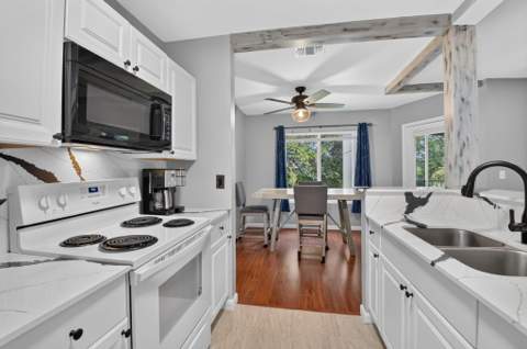 815 W Boynton Beach Boulevard #15-202, Boynton Beach FL - photo 15 of 46