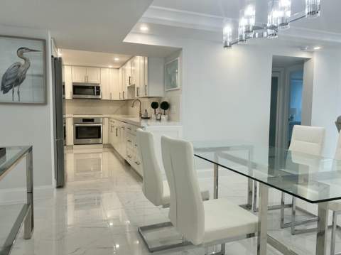 3546 S Ocean Boulevard #405, South Palm Beach FL - photo 7 of 21