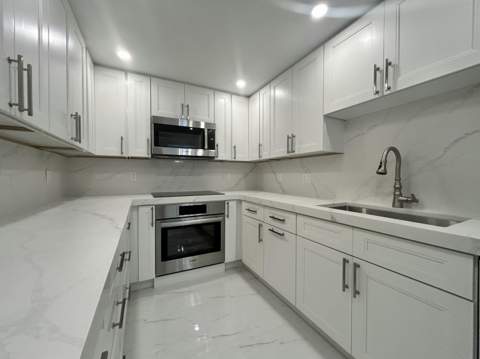 3546 S Ocean Boulevard #405, South Palm Beach FL - photo 9 of 21