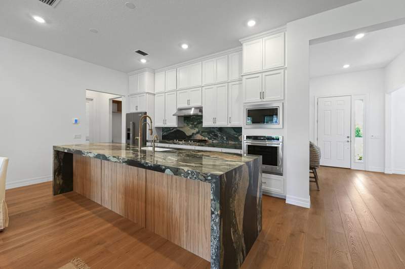 3 bedroom Single Family Residence at 10799 Stellar Circle, Avondale At Avenir, Palm Beach Gardens — photo 4