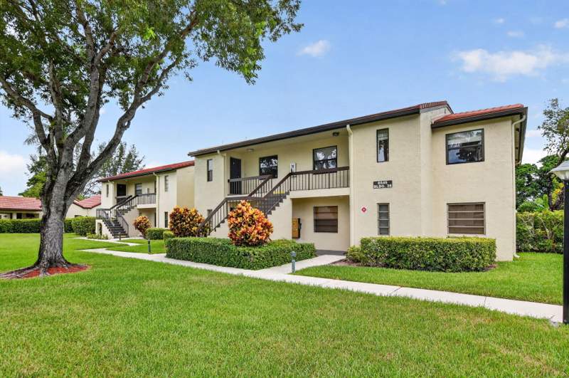 2 bedroom Condominium at 8545 Casa Del Lago #38 H, Fairways Of Boca Lago Condo, Boca Raton — photo 3