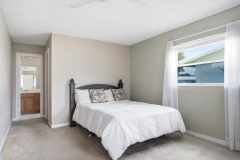 8212 NW 12th Court, Plantation FL - photo 12 of 25