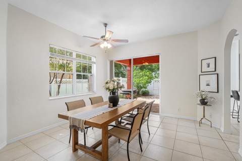 5548 Boynton Gardens Drive, Boynton Beach FL - photo 6 of 30