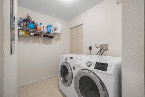 5548 Boynton Gardens Drive, Boynton Beach FL - photo 16 of 30