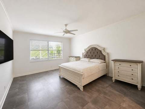 8682 Via Ancho Road, Boca Raton FL - photo 9 of 18