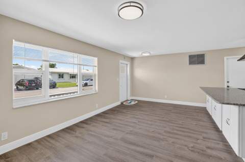 2081 SW 13th Terrace, Boynton Beach FL - photo 10 of 77
