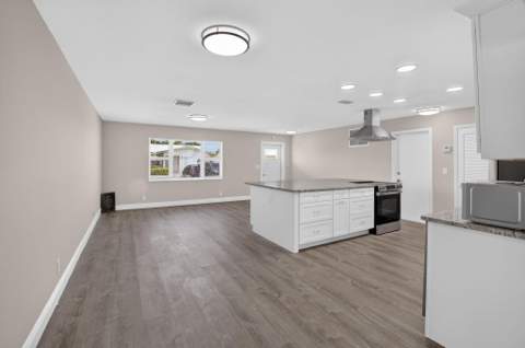 2081 SW 13th Terrace, Boynton Beach FL - photo 11 of 77