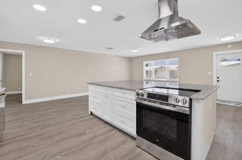 2081 SW 13th Terrace, Boynton Beach FL - photo 15 of 77