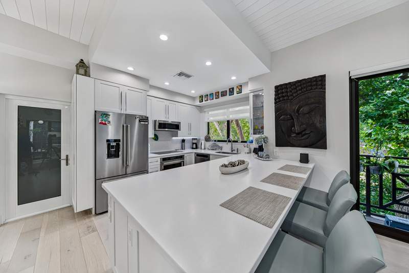 2 bedroom Condominium at 1556 S Ocean Lane #204, Oceanage Condo, Fort Lauderdale — photo 5