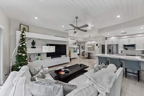 1556 S Ocean Lane #204, Fort Lauderdale FL - photo 9 of 32