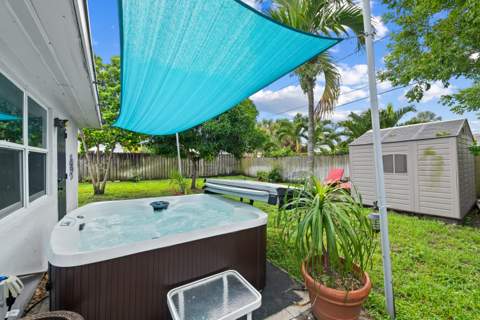 400 NW 52nd Court, Oakland Park FL - photo 16 of 23