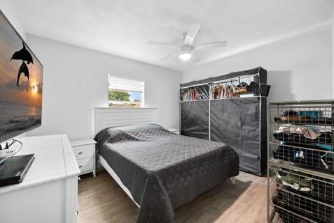 400 NW 52nd Court, Oakland Park FL - photo 12 of 23