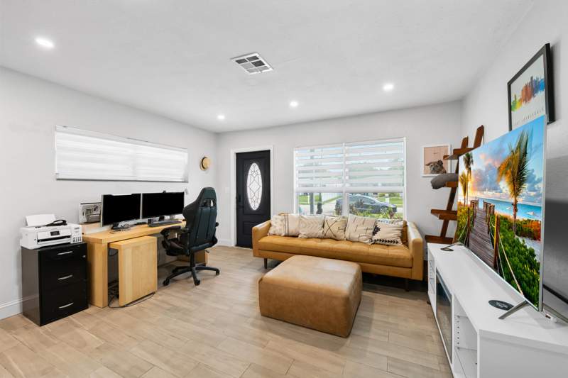 3 bedroom Single Family Residence at 400 NW 52nd Court, North Andrews Terrace First Add, Oakland Park — photo 5