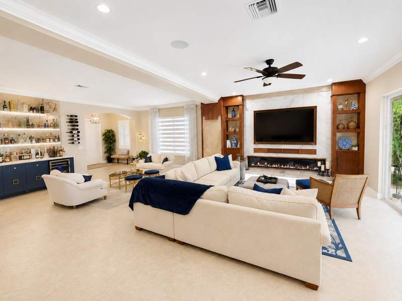 4 bedroom Single Family Residence at 10151 Lake Vista Court, MiraLago at Parkland, Parkland — photo 4