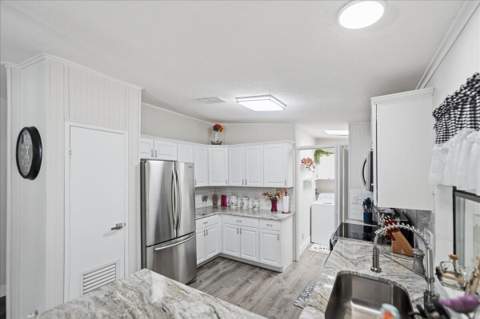 222 Sandy Bottom Place, Fort Pierce FL - photo 10 of 54