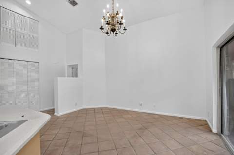 10124 NW 4th Street, Plantation FL - photo 16 of 43