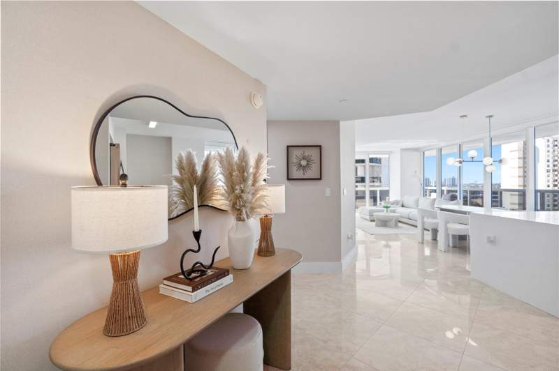 2 bedroom Condominium at 1830 S Ocean Drive #1006, Beach Club Two Condo, Hallandale Beach — photo 3