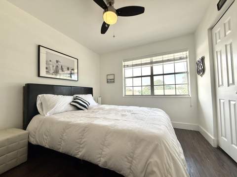 298 SW 6th Street #2050, Boca Raton FL - photo 6 of 12