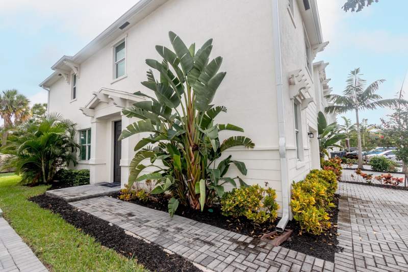 3 bedroom Townhouse at 4578 Meyerson Place, Heathwood Reserve Pud, Lake Worth — photo 2