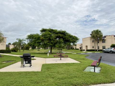 1901 NE Collins Circle #9-10, Jensen Beach FL - photo 16 of 20