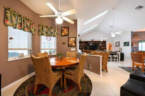 5212 Feather Creek Drive, Fort Pierce FL - photo 11 of 37
