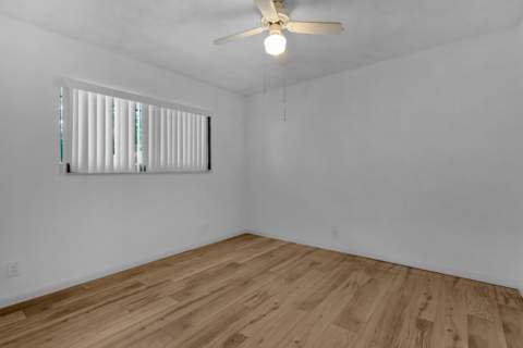 2209 S Cypress Bend Drive #507, Pompano Beach FL - photo 16 of 40
