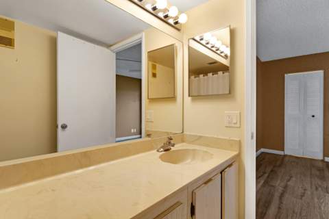 2209 S Cypress Bend Drive #507, Pompano Beach FL - photo 23 of 40