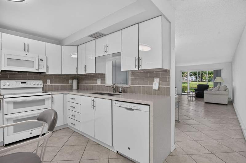 2 bedroom Condominium at 2006 Granada Drive #J1, Granada Village A Condo, Coconut Creek — photo 2