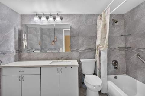 2006 Granada Drive #J1, Coconut Creek FL - photo 21 of 61
