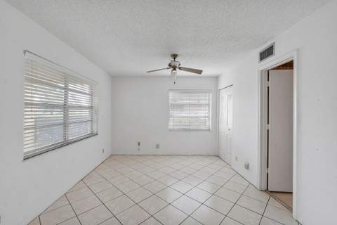 1141 Violet Terrace #101, Delray Beach FL - photo 14 of 21
