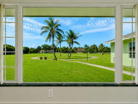 4656 Lillian Avenue, Palm Beach Gardens FL - photo 12 of 28