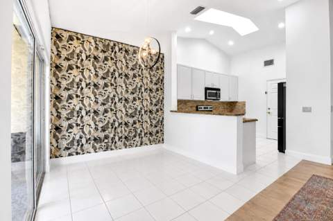 17257 Boca Club Boulevard #Apt 5, Boca Raton FL - photo 8 of 44