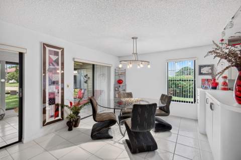 10247 N Circle Lake Drive #102, Boynton Beach FL - photo 7 of 68