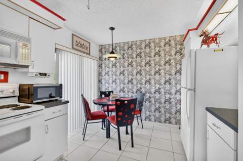 10247 N Circle Lake Drive #102, Boynton Beach FL - photo 21 of 68