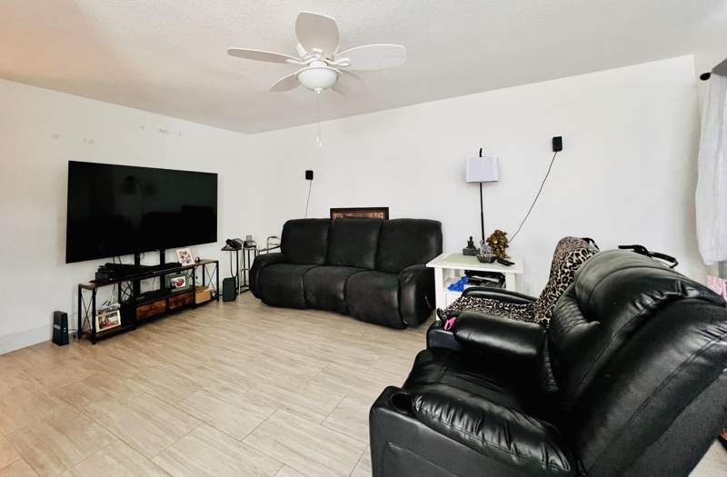2 bedroom Condominium at 345 Norwich O, Century Village - Norwich Condo, West Palm Beach — photo 5