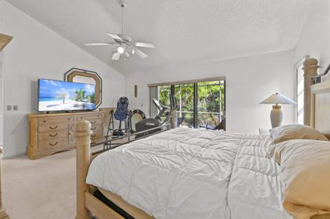 7131 NW 3rd Avenue, Boca Raton FL - photo 21 of 48
