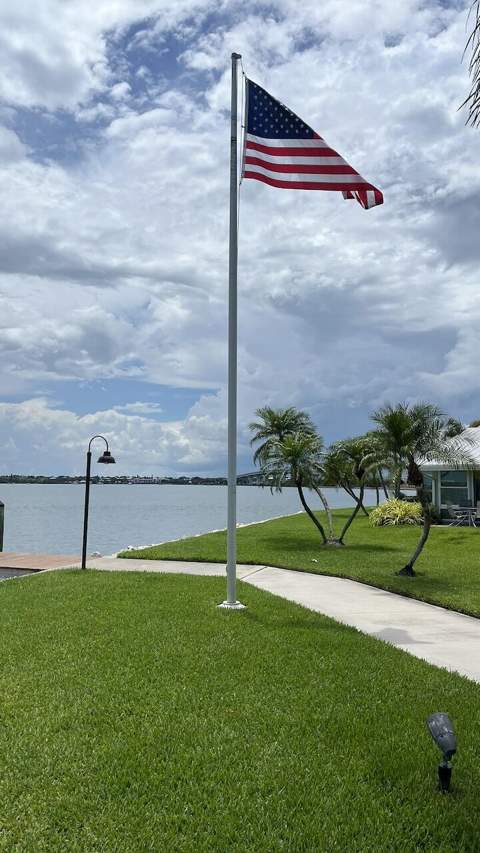 4044 NE Breakwater Drive, Jensen Beach FL - photo 21 of 34