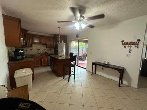 2100 White Pine Circle #D, Greenacres FL - photo 7 of 36