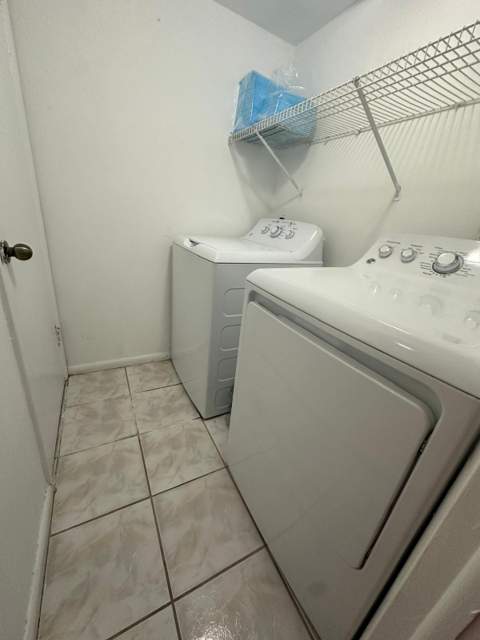 2100 White Pine Circle #D, Greenacres FL - photo 13 of 36