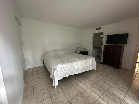 2100 White Pine Circle #D, Greenacres FL - photo 20 of 36