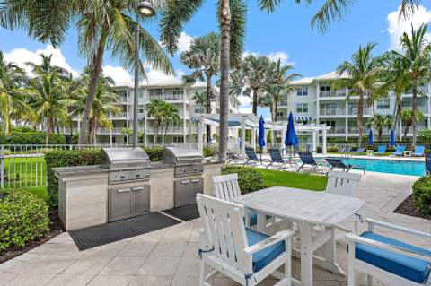 411 Bay Colony Drive, Juno Beach FL - photo 23 of 39