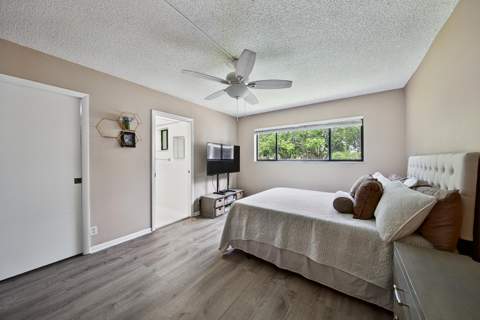5190 Las Verdes Circle #214, Delray Beach FL - photo 16 of 34