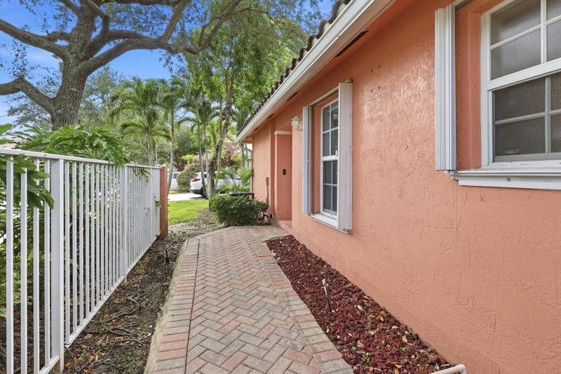 2 bedroom Villa at 3990 NW 91st Terrace, Next Sunrise Ensemble, Sunrise — photo 4